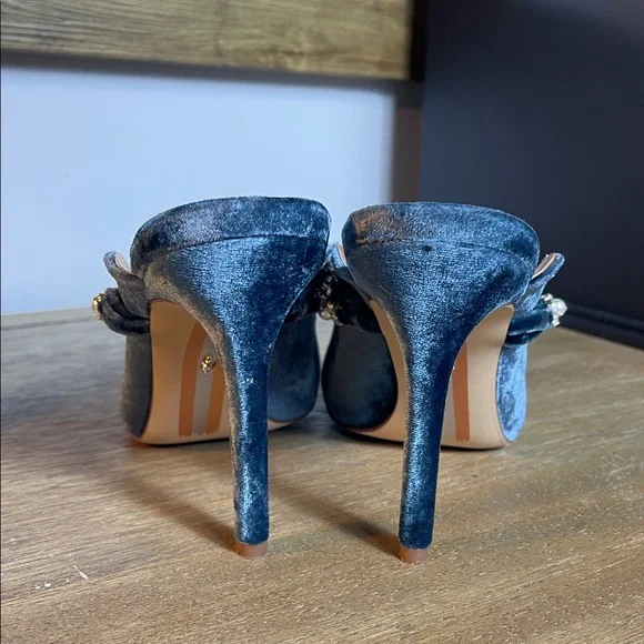 Sam Edelman Hyland Sapphire velvet with Embellished Strap - Picture 8 of 11